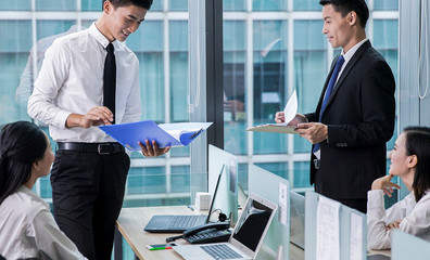 互联网经营范围的多元化实践 从销售到技术咨询服务的全面解析