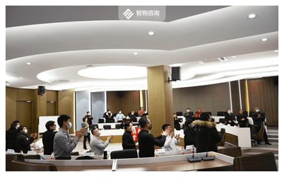 销售精英商务礼仪运用之道——智朔咨询助力浙江企业提升专业形象